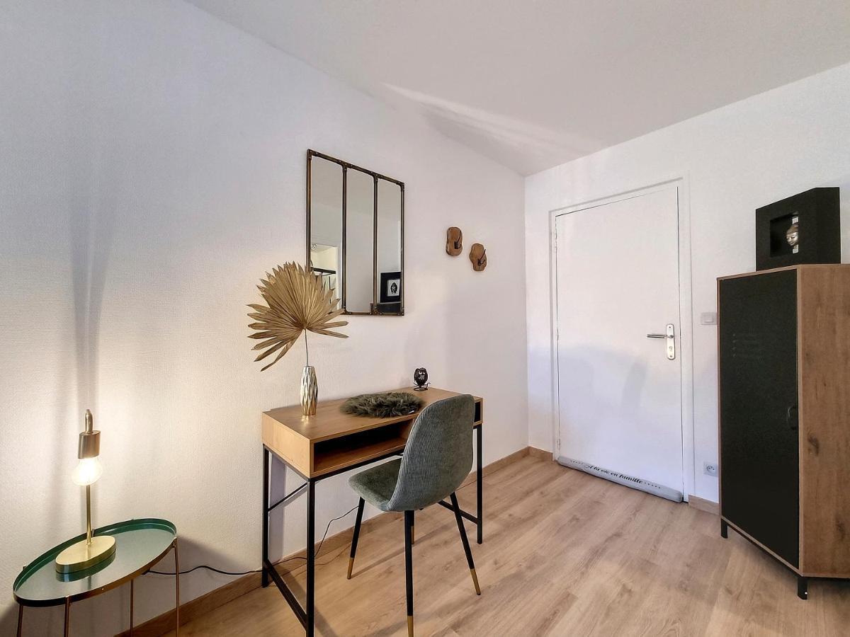 Agathe Apartment รูออง ภายนอก รูปภาพ