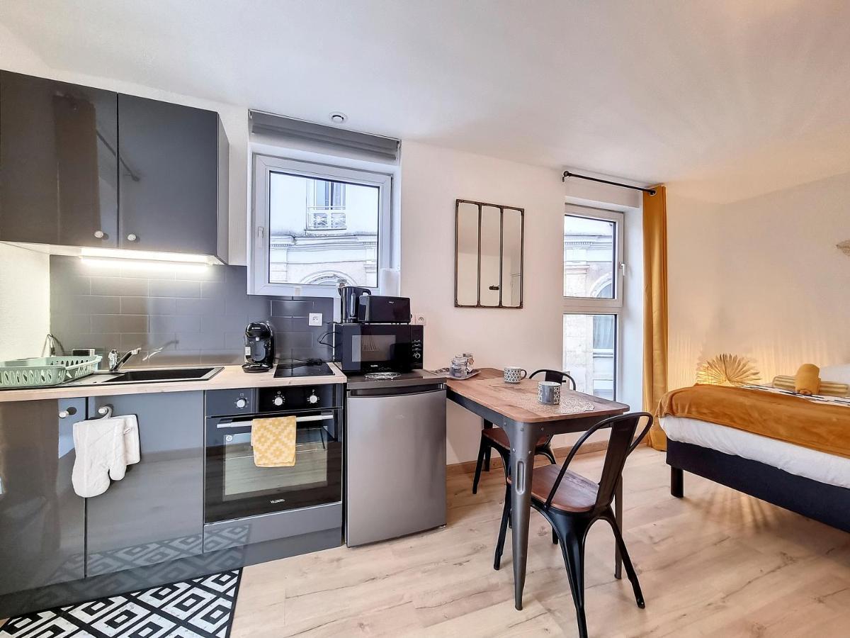 Agathe Apartment รูออง ภายนอก รูปภาพ