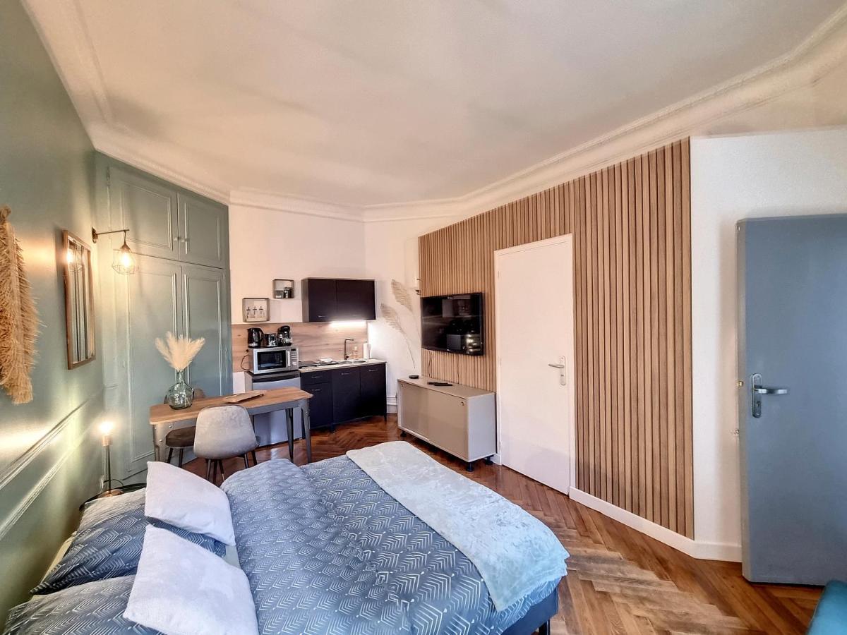 Agathe Apartment รูออง ภายนอก รูปภาพ